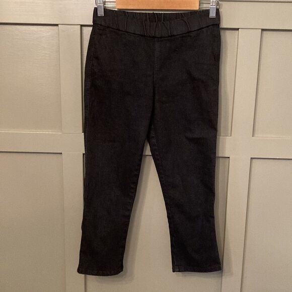 MIRACLEBODY By Miraclesuit Slimming Shaping Pull-On Capri Jeans Black Size 2 - Picture 8 of 10